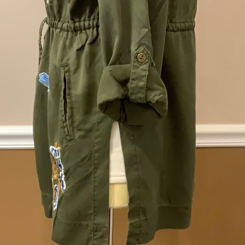 Chico’s Playful Floral Embroidered Anorak Green Jacket MP Medium Petite - Picture 9 of 14
